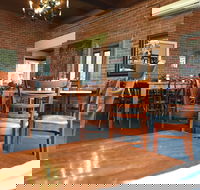 Oliver's Real Food - Travel Search