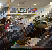 Debonair's Cafe - Tourism Guide