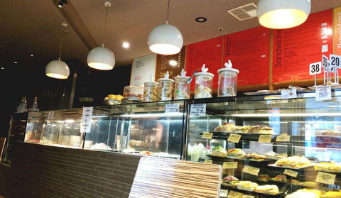 Metior Cafe - Tourism Guide 0