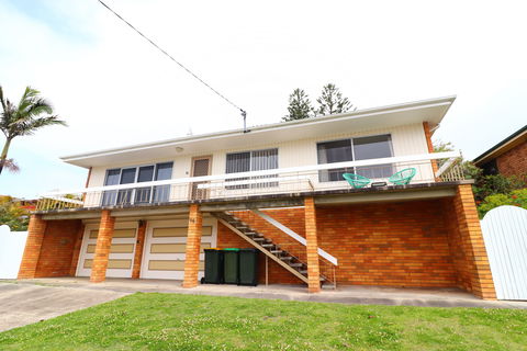 Pasar Malam - Travel Search 0