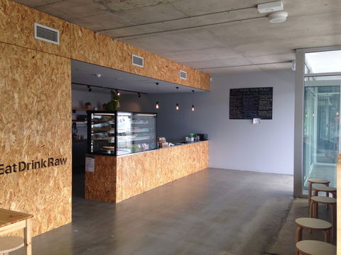 Eat Drink Raw - Cruises Travel 0