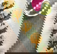 Horn Please - Travel Search