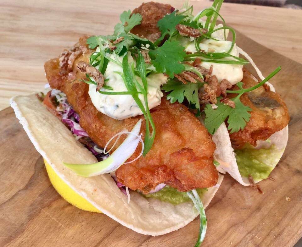 Wavell Heights QLD Travel Search