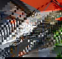 Three Daughters Cafe - Tourism Guide