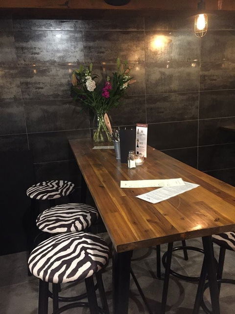 Z Bar And Restaurant - Tourism Guide 0