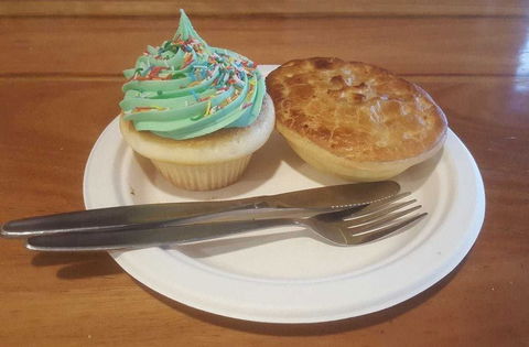 Heatherbrae's Pies - Cruises Travel 0