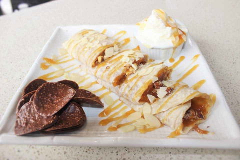 Zeit With Zaytoon - Travel Search 0