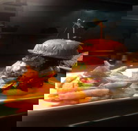 CoComo's - Tourism Guide