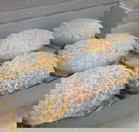 Pusey's Puffs - Travel Search