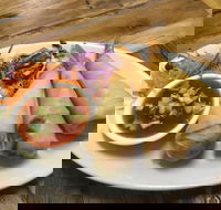 Sonnie's Thai - Travel Agents