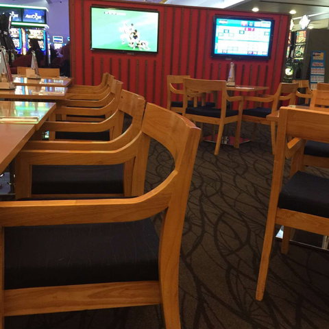 Aspley Hornets - Travel Agents 0