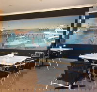 Harbourside Cafe Restaurant - Cruises Travel