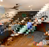 Matriarch and Rogue Winery - Cruises Travel