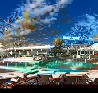 Oasis Pool Bar - Travel Agents