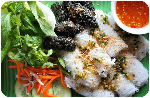 Xuan Thuy Vietnamese Food - Tourism Guide 0