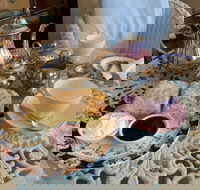 Czeg's Cafe - Travel Agents