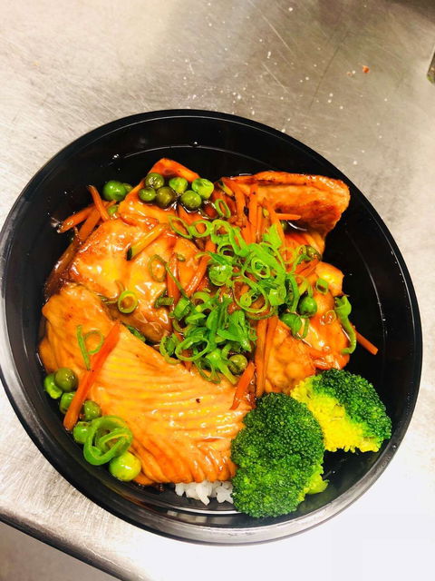 Gourmet Paddock - Travel Agents 0