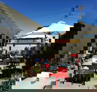 Mahalia Coffee House - Travel Agents