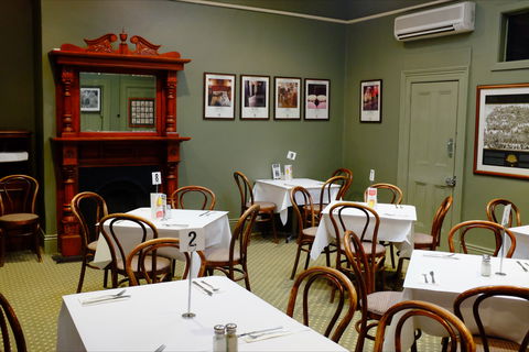 The American Creswick - Travel Search 2