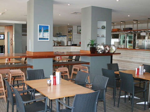 Sandyfoot Café And Bar - Tourism Guide 0