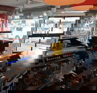 The Birdcage Eats - Tourism Guide