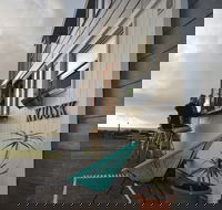 Kiosk Lennox Beach - Travel Agents