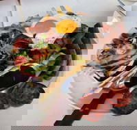 Lazy Moes - Caroline Springs - Tourism Guide