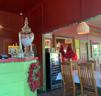 Pizza in the Mist - Tourism Guide