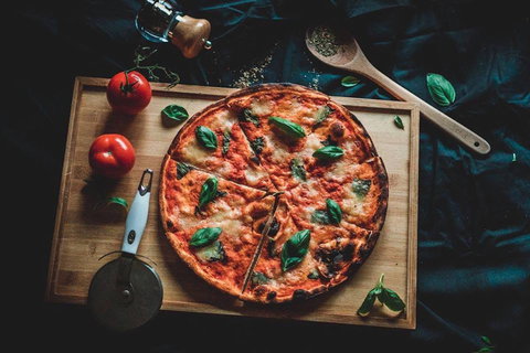 Tandoori Hut - Travel Agents 0