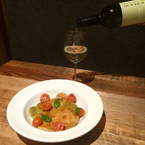 Queen Margherita Stone Baked Pizza - Bentleigh - Travel Agents 0