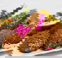 Kadmus - Tourism Guide