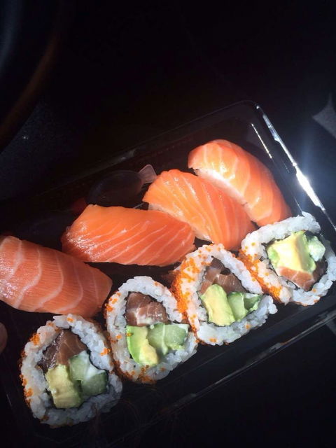 Sushi Box - Travel Agents 0