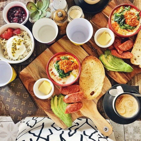 Room Two Ten - Travel Agents 0