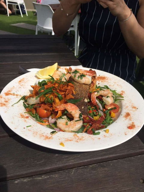 Dukes Inn - Tourism Guide 0