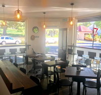 Hollis Park Cafe - Tourism Guide