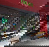 Two Jays Burger Joint - Sydney Olympic Park - Travel Agents