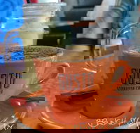 Connies Cliff Road Cafe - Travel Search