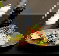 9 Meal Cafe - Travel Search