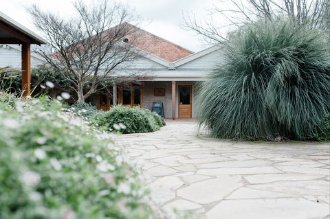 Baileys Of Glenrowan - Travel Search 0