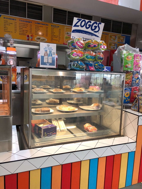 Cafe Breeze - Travel Search 0