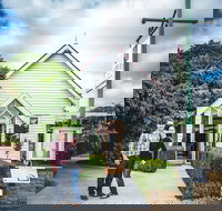 Pipers of Penola - Tourism Guide