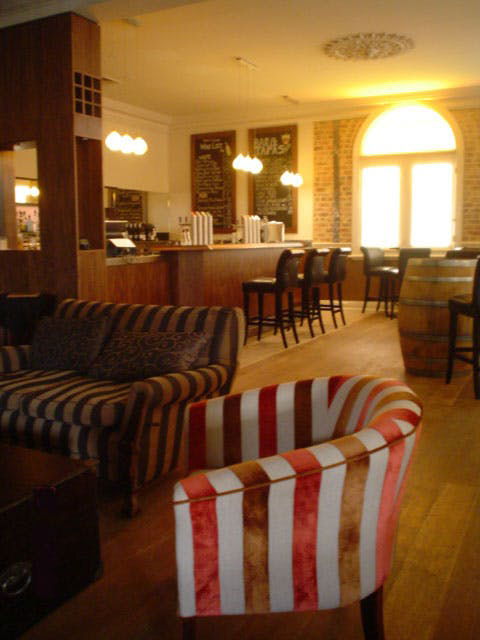 Rose & Crown - Cruises Travel 0