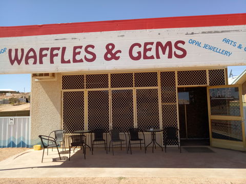 Waffles & Gems - Tourism Guide 0