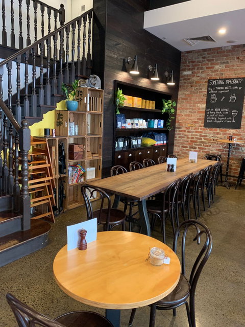 Grey & Bliss - Tourism Guide 4