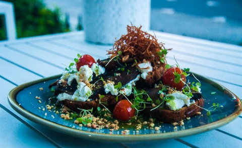 Redgum Chinese Restaurant - Tourism Guide 11