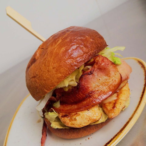 Mia's Cronulla - Travel Search 0