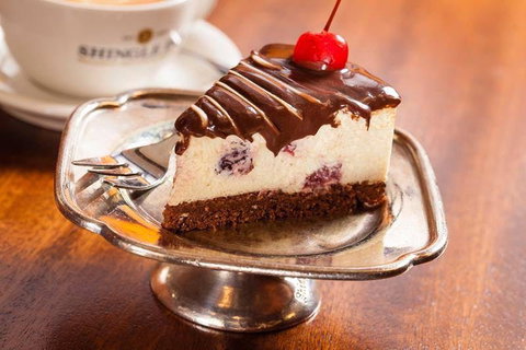 Shingle Inn - Roselands - Tourism Guide 0