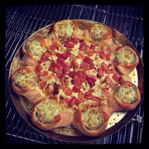 Pizza Hut Lurnea - Casula - Cruises Travel 0