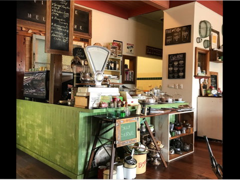 Vintage On Melbourne - Travel Agents 0