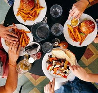 Crafty's Sports Bar - Tourism Guide